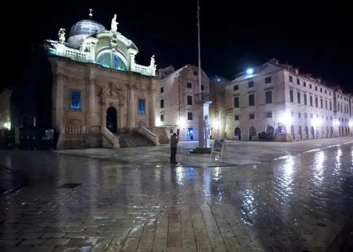 1 Bed - Sleeps 2 - Centre Of Old Town W Wifi * Дубровник